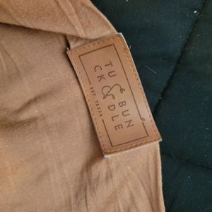 Tuck & Bundle Sandstone Wrap